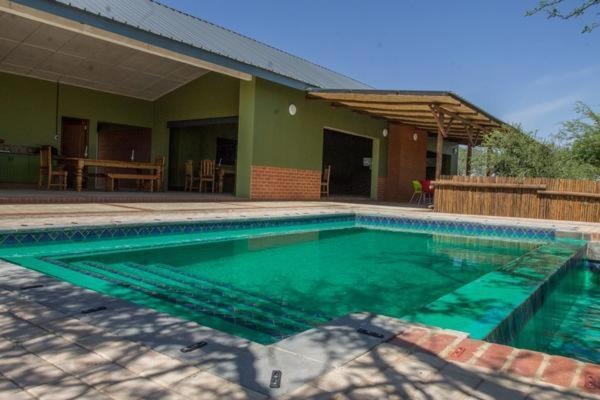 Chameleon Bush Lodge Hammanskraal Kültér fotó
